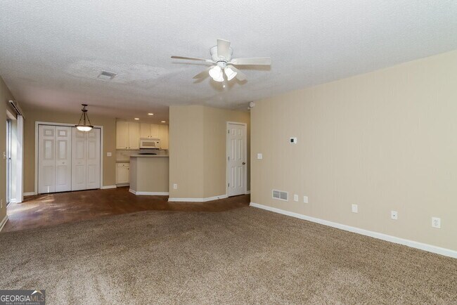 Building Photo - 5804 Tree Fern Ct