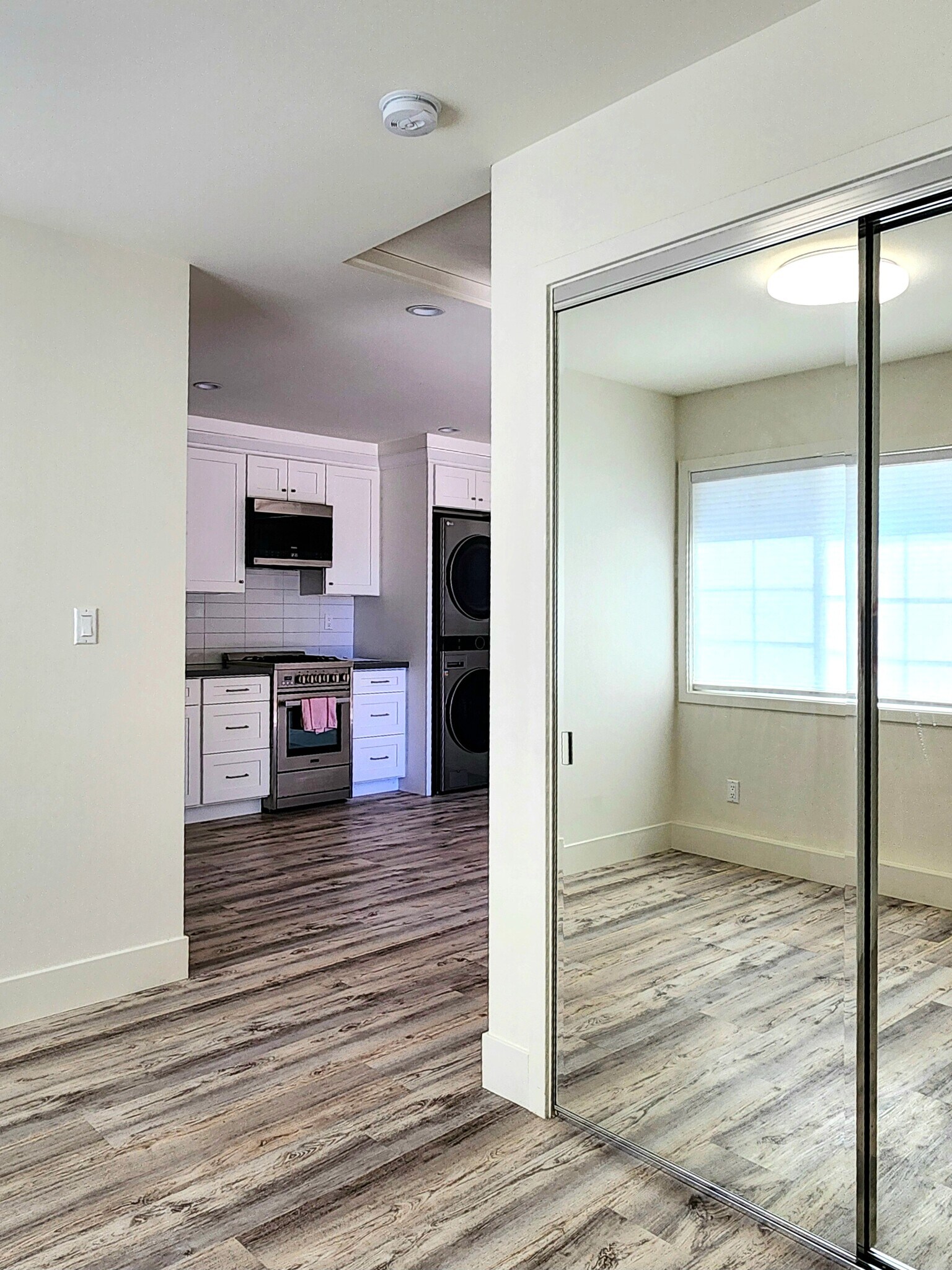 Building Photo - 6235 Aura Ave