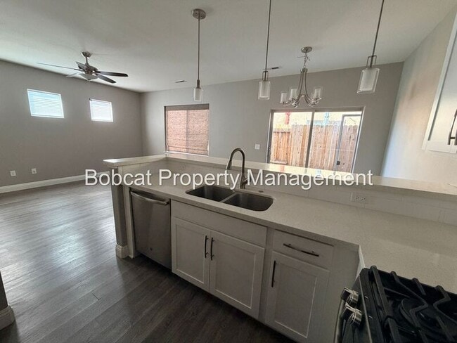 Building Photo - 1334 Campagni Ln