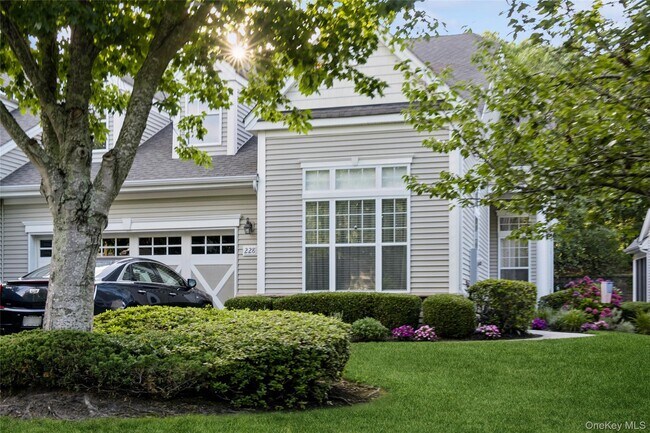 Building Photo - 228 Sonata Ct