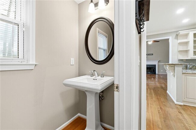 Building Photo - 5145 Harbour Ridge Dr