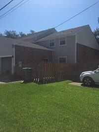 Building Photo - 112 5Th Ave
