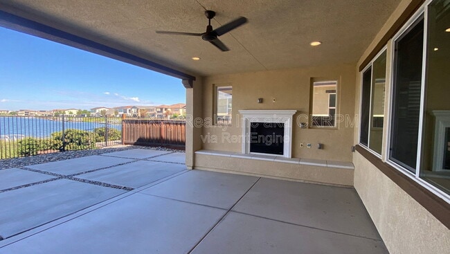 Building Photo - 17823 Taft Dr