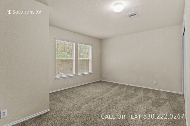 Building Photo - 622 Butler Point