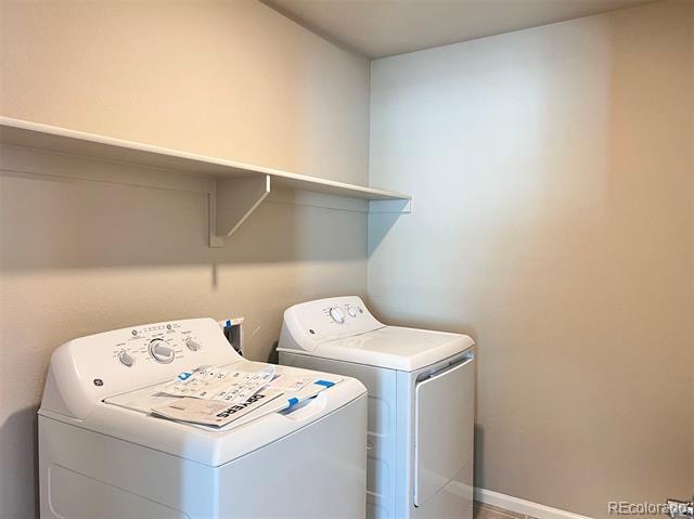 Building Photo - 21114 E 63rd Dr