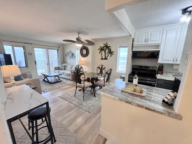 Primary Photo - 303 Atlantic Ave