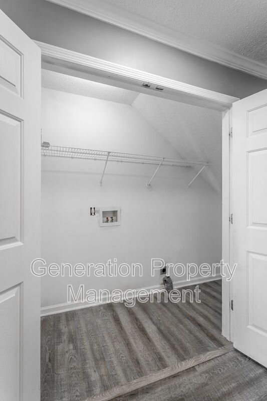 Building Photo - 4841 Brighton