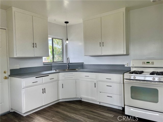 Building Photo - 538 N Fuchsia Ave