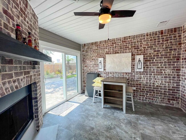 Building Photo - 5686 Dunridge Drive