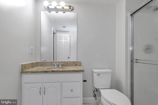 Building Photo - 7222 Lensfield Ct