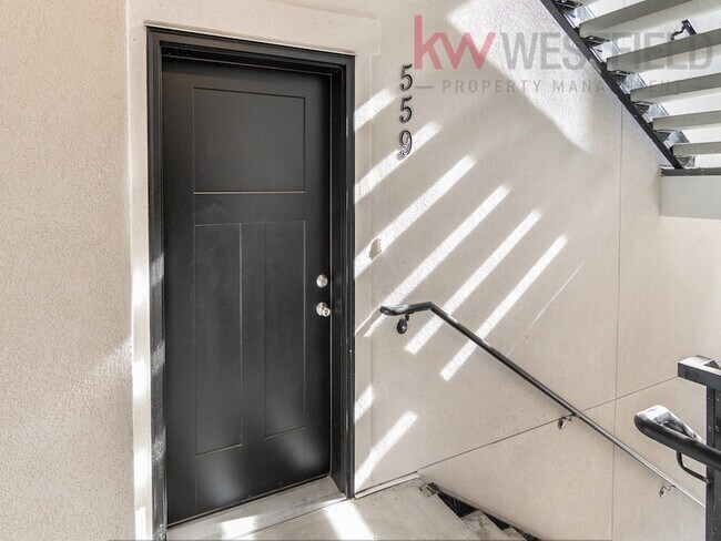 Building Photo - 752 N 260 W