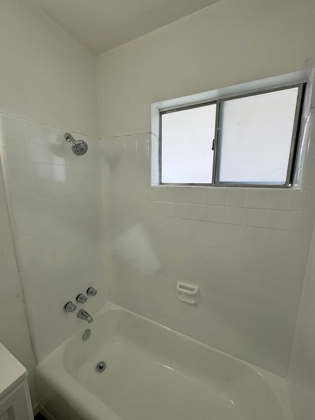 Building Photo - 6632 Indiana St