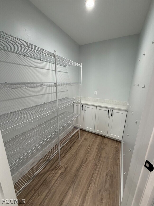 Building Photo - 1144-1146 SW 47th Terrace