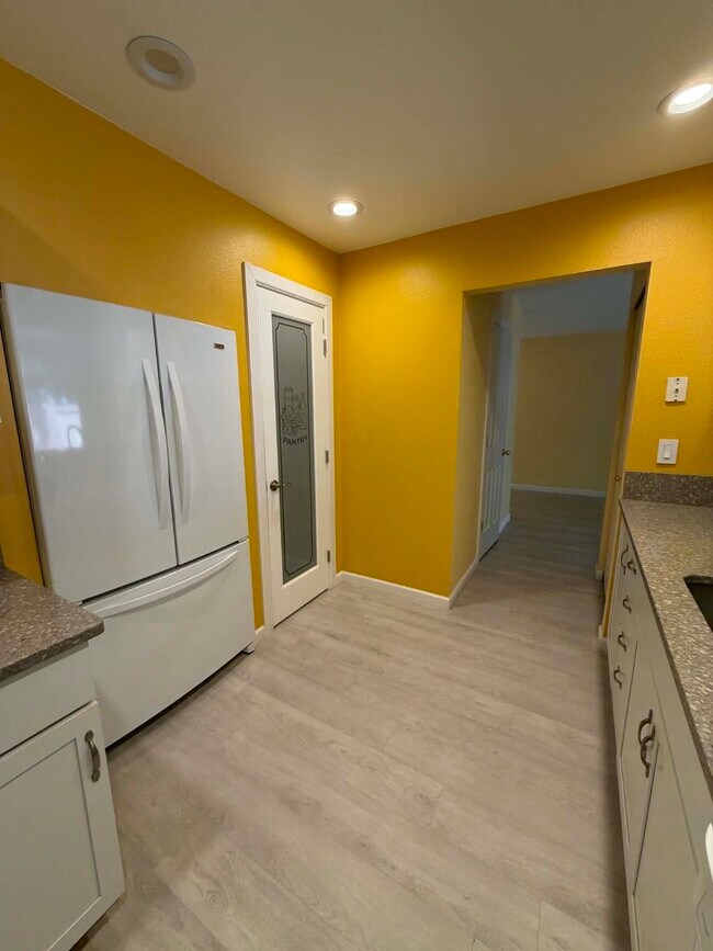 Building Photo - 6634 Millstone Ln SE