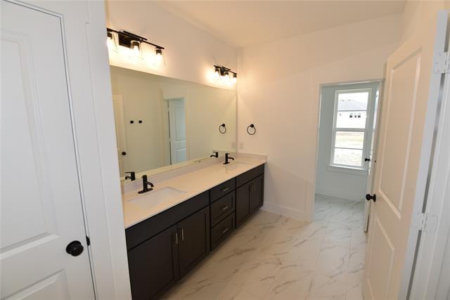 Building Photo - 3860 Keya Dr
