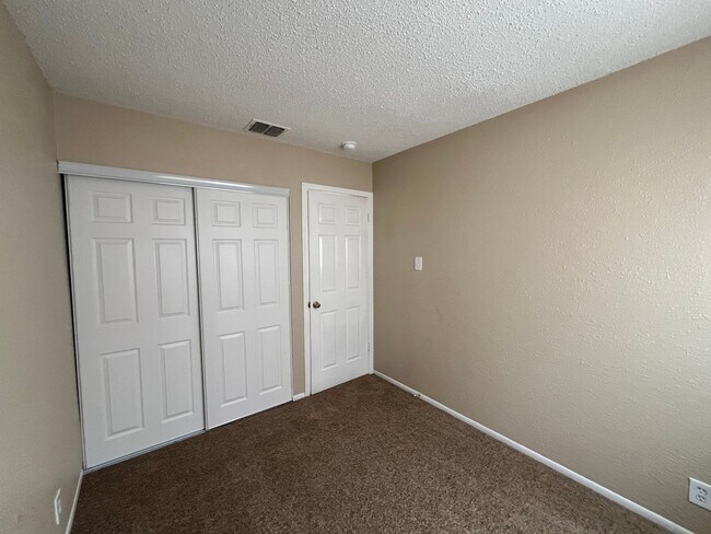 Building Photo - 4119 Frontier Sun