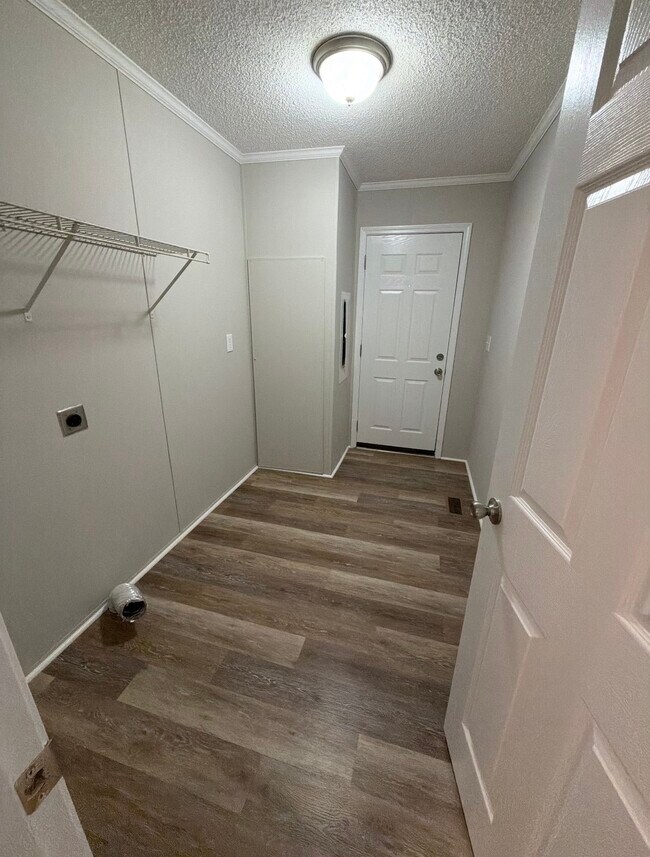 Building Photo - 796 Breazeale Rd