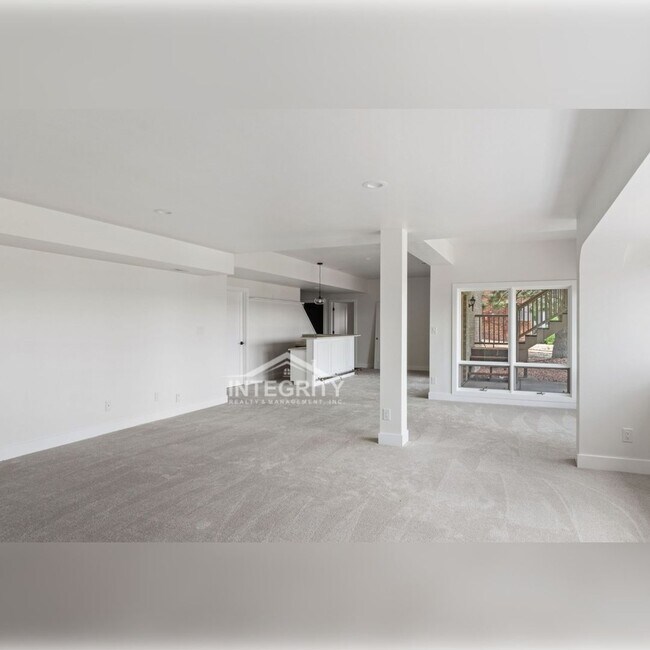 Building Photo - 5248 E Otero Cir