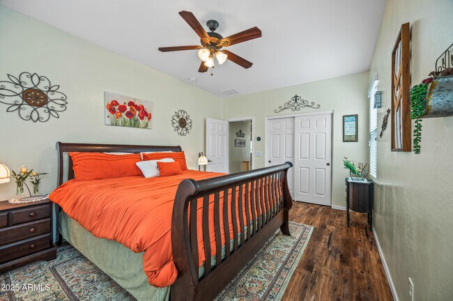 Building Photo - 42774 W Darter Dr