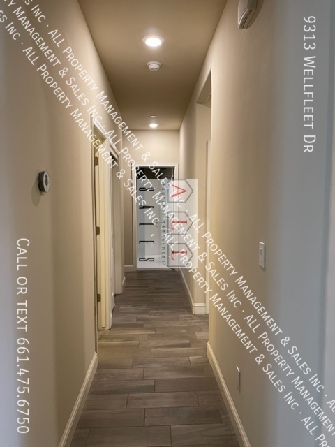 Building Photo - 9313 Wellfleet Dr