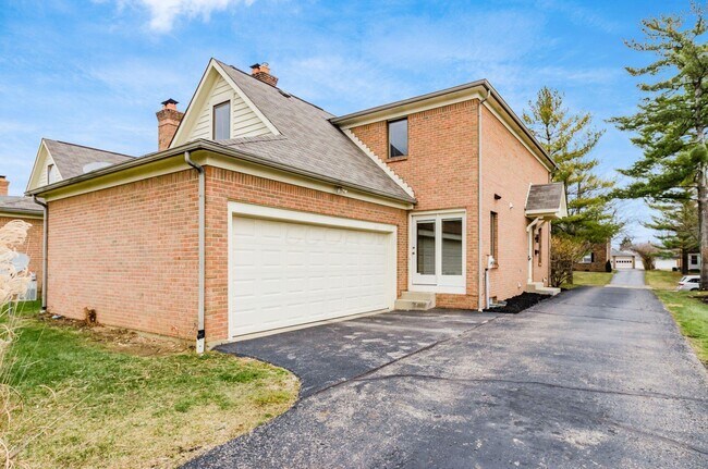 Building Photo - 4841 Dierker Rd