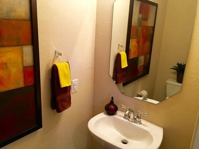 Building Photo - 14815 Avery Ranch Blvd