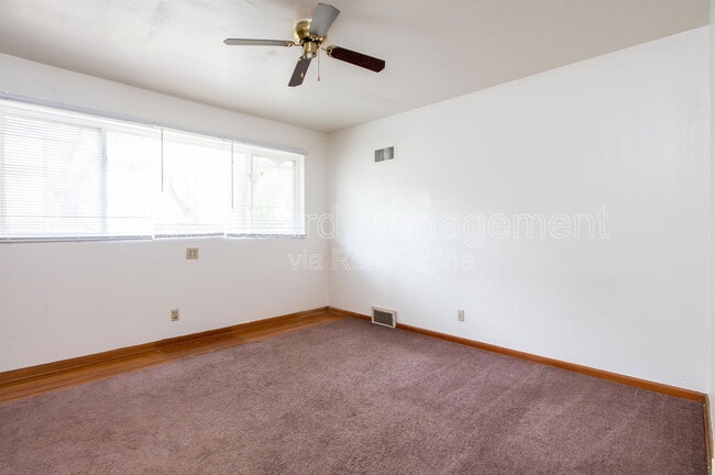 Building Photo - 1716 N Harvard Ave