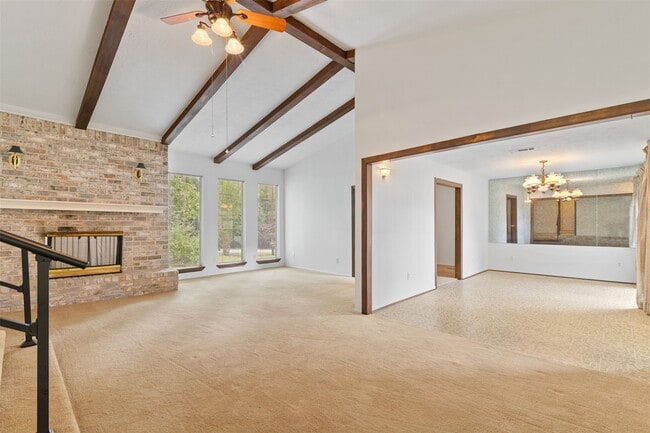 Building Photo - 13750 Cedar Hill Rd