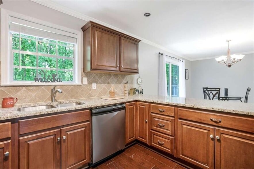 Building Photo - 3211 Flamingo Dr