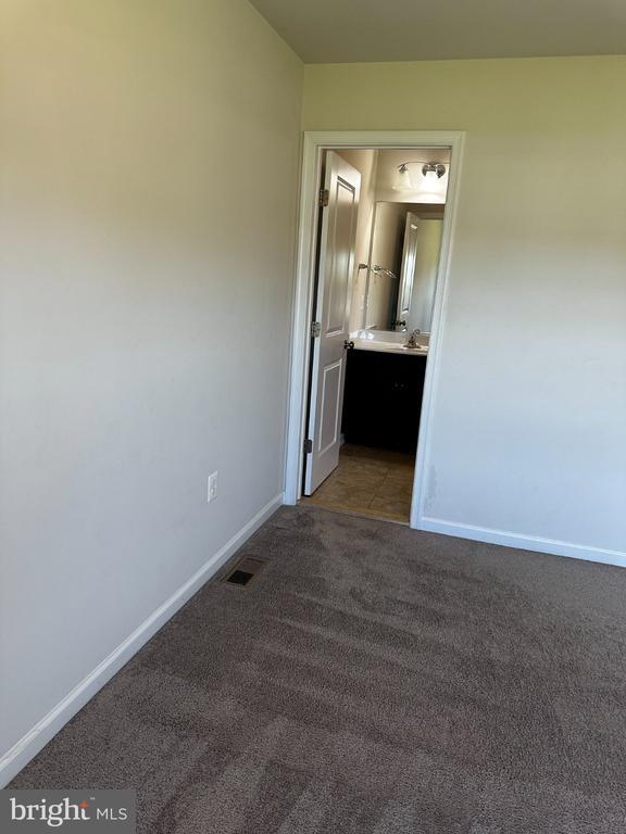 Building Photo - 4203 Flanders Ct