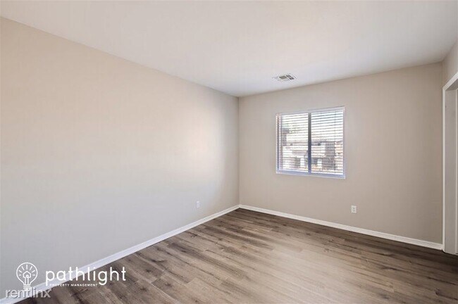 Building Photo - 4 br, 2.5 bath House - 11587 Longley Lane ...