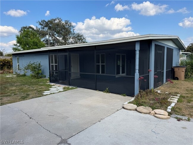 Building Photo - 345 Georgia Ln