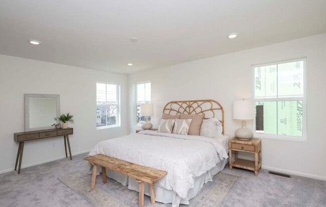 Building Photo - Terrain Oak Valley 3bd 2.5ba Gem!