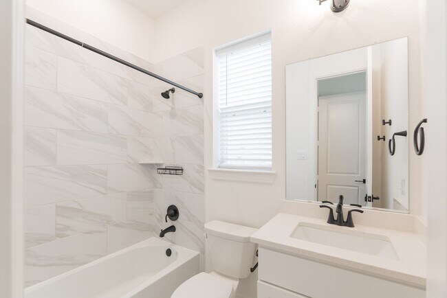 Building Photo - 972 Terlingua Creek Dr