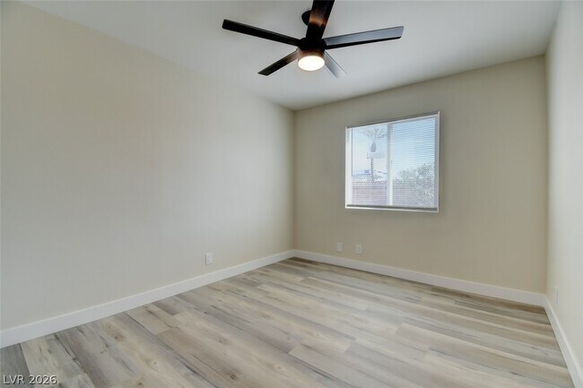 Building Photo - 4401 Vía Torino