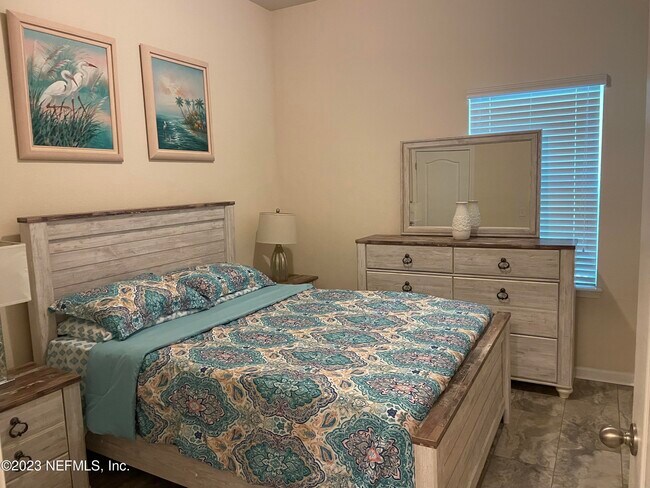 Building Photo - 1515 Golden Lake Loop