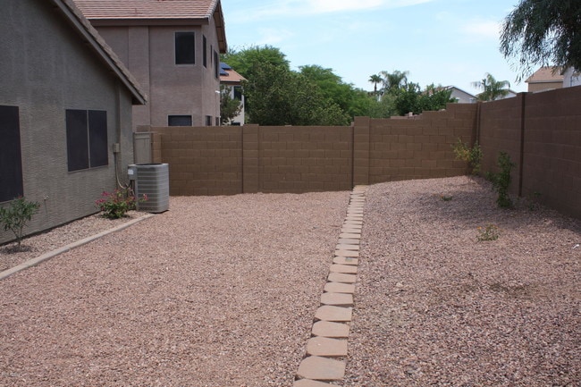 Building Photo - 6123 N 135th Dr