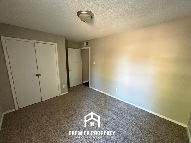 Building Photo - 4230 Runningbrook Cir