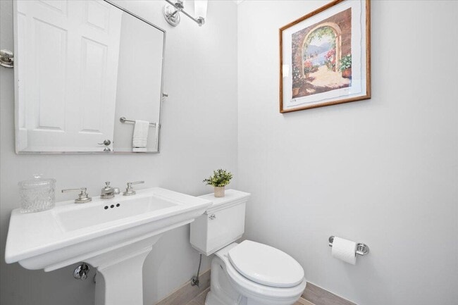 Building Photo - 7557 Preserve Dr