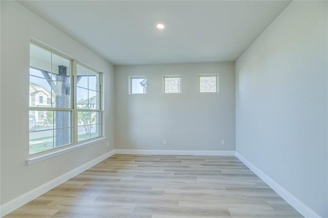 Building Photo - 2121 Sumard Dr