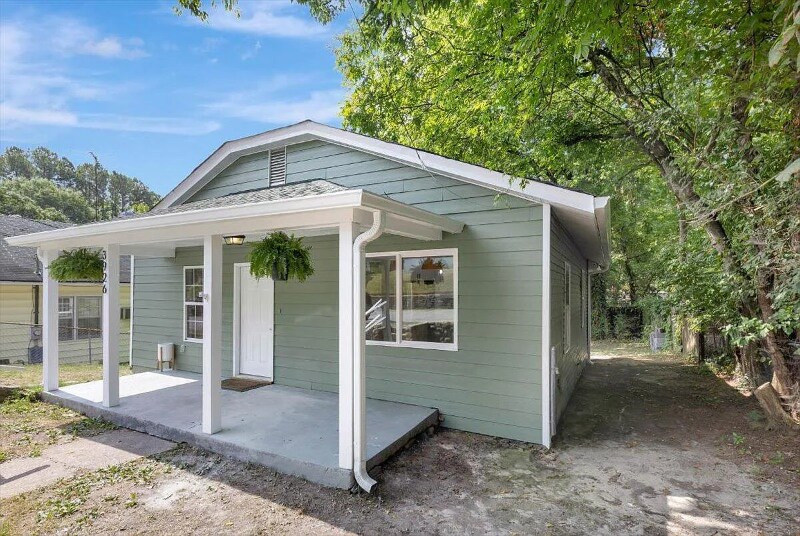 Building Photo - 3926 Arkwright St