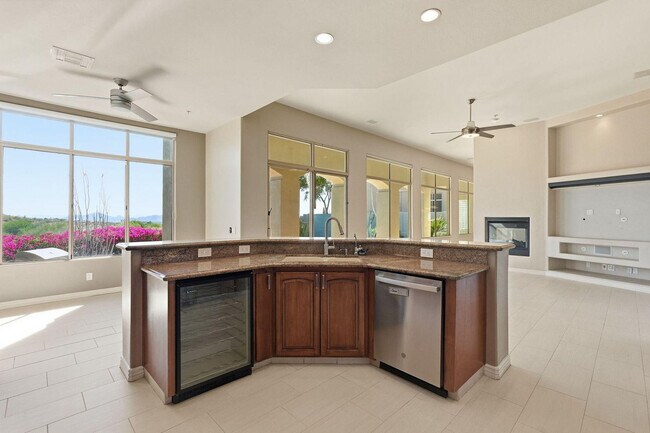 Building Photo - 11047 E Mirasol Cir