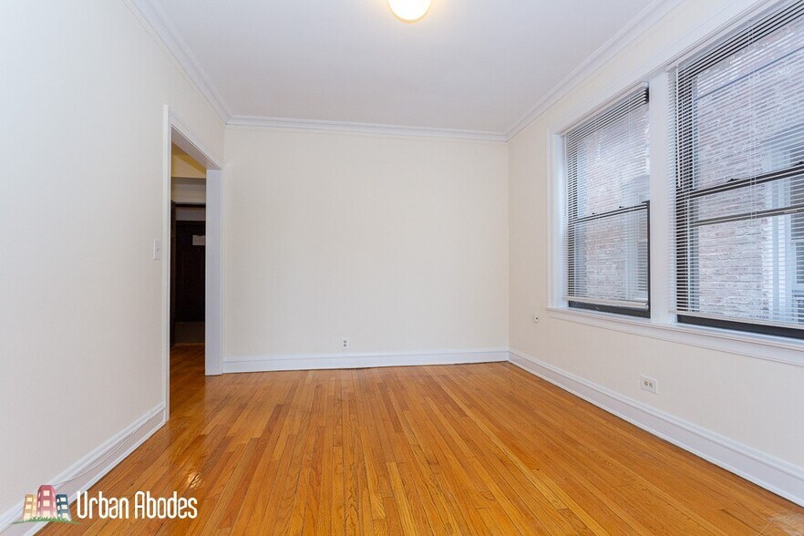 Building Photo - 342 Park Ave