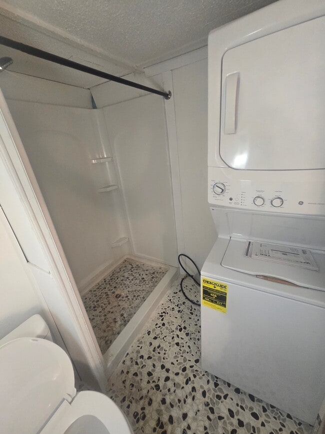 Building Photo - 20347 Green Wing Rd