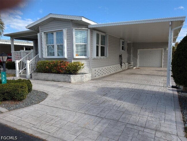 Building Photo - 32 Evergreen Rd