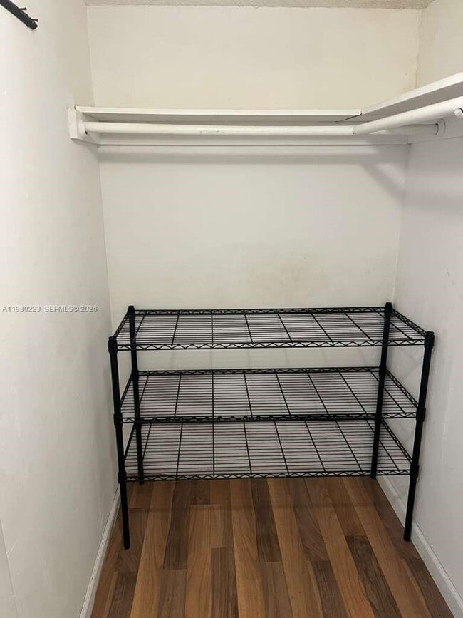 Building Photo - 1701 Washington St