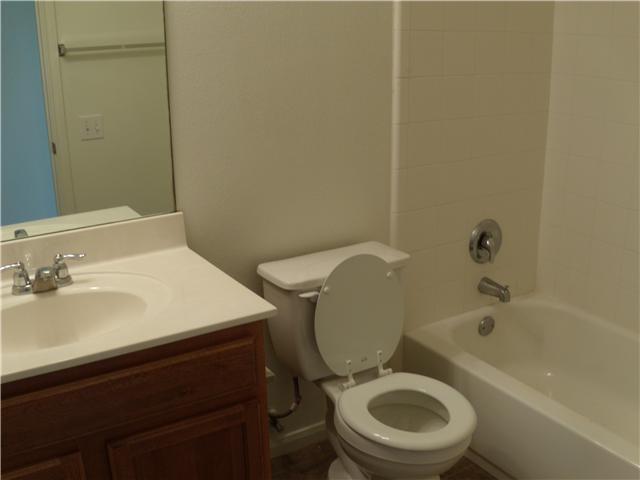 Building Photo - 2409 Allred Dr