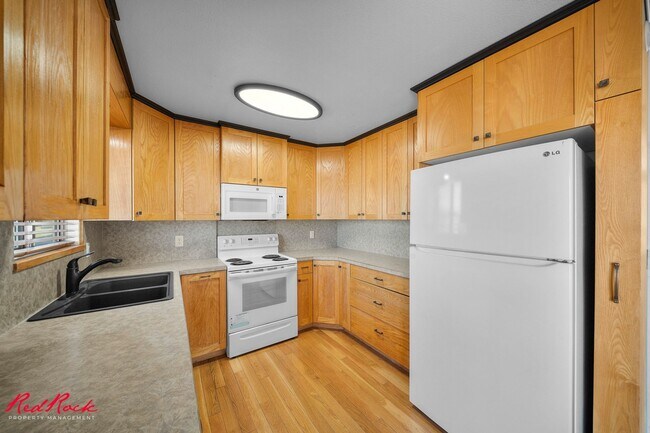 Building Photo - 3 Bedroom Home in Cedar City!