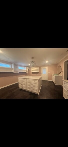 Building Photo - 304 Heatherwood Dr