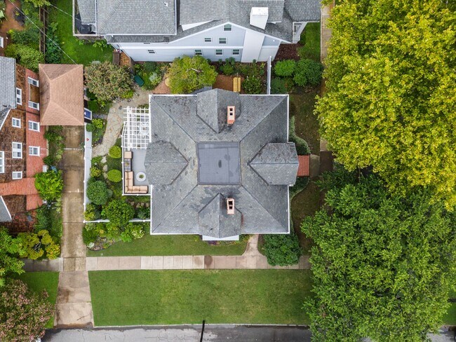Building Photo - Timeless Ghent Home features charm and elegance in Historic Stockley Gardens